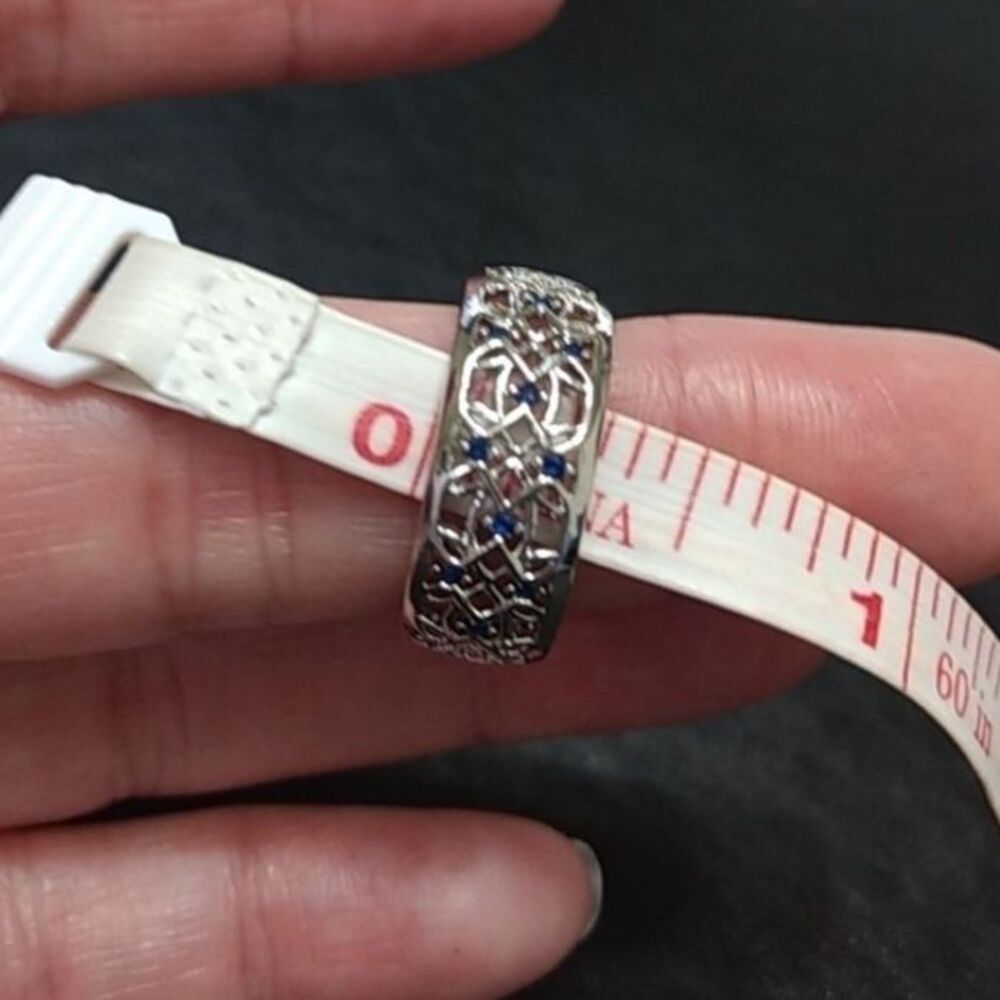 *Sale* Silver tone ring with blue rhinestones Size 6 - Picture 7 of 8
